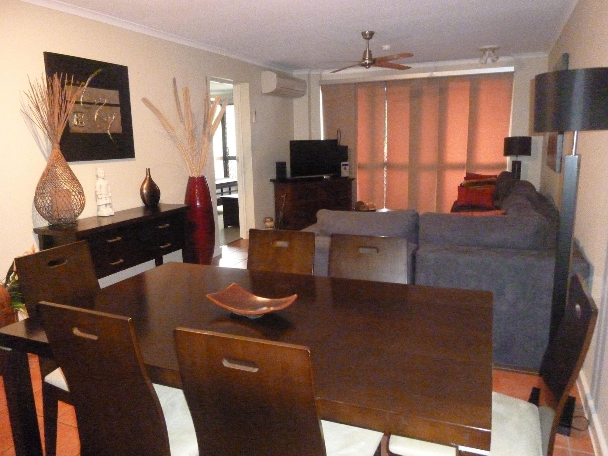 Aparthotel Coral Towers 4*