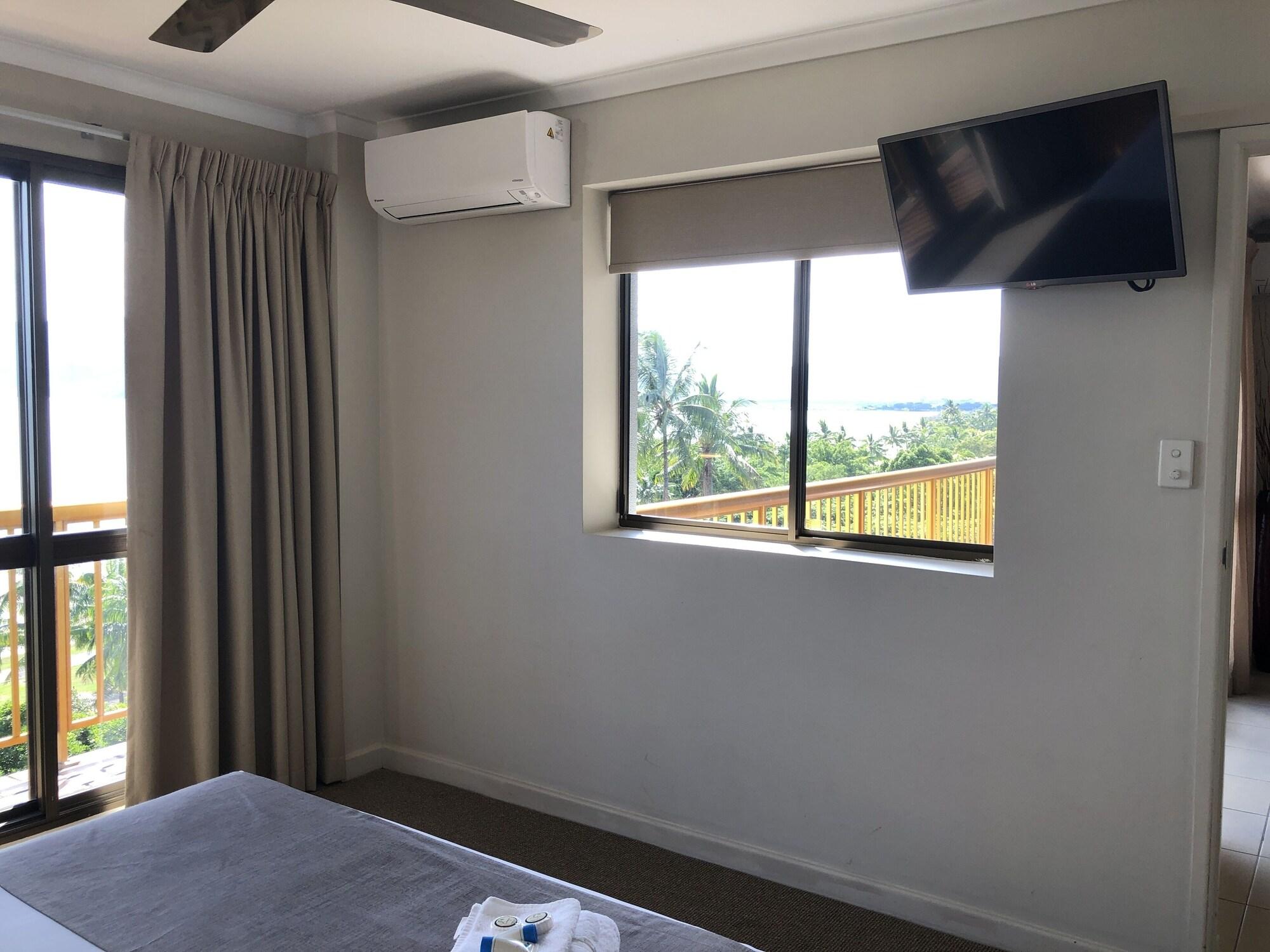 Coral Towers Aparthotel 4*