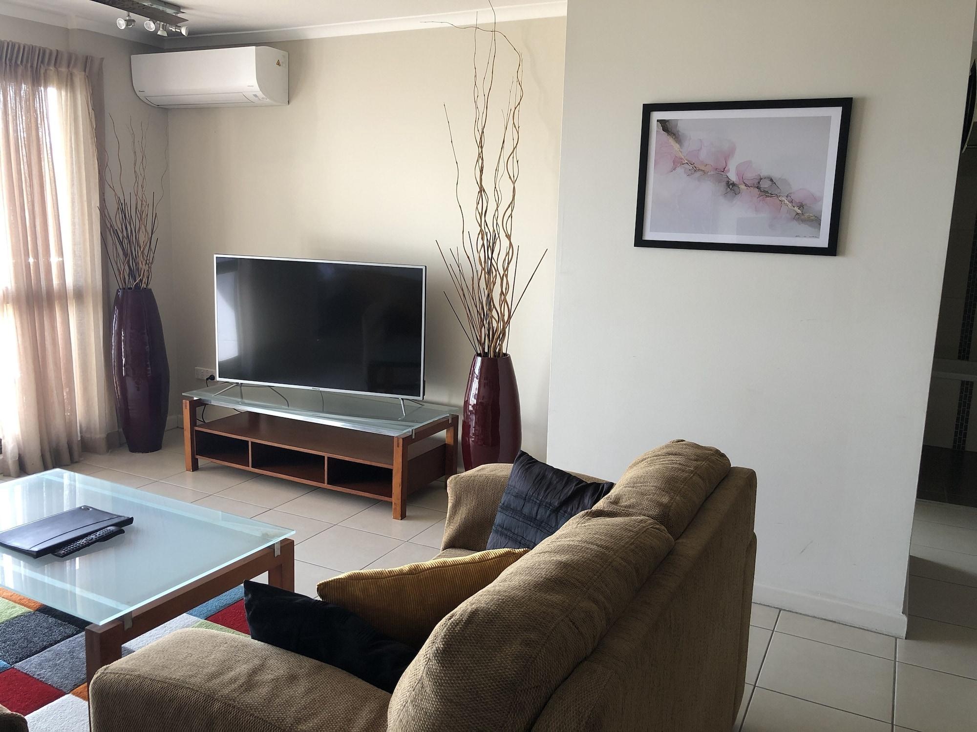 Aparthotel Coral Towers 4*