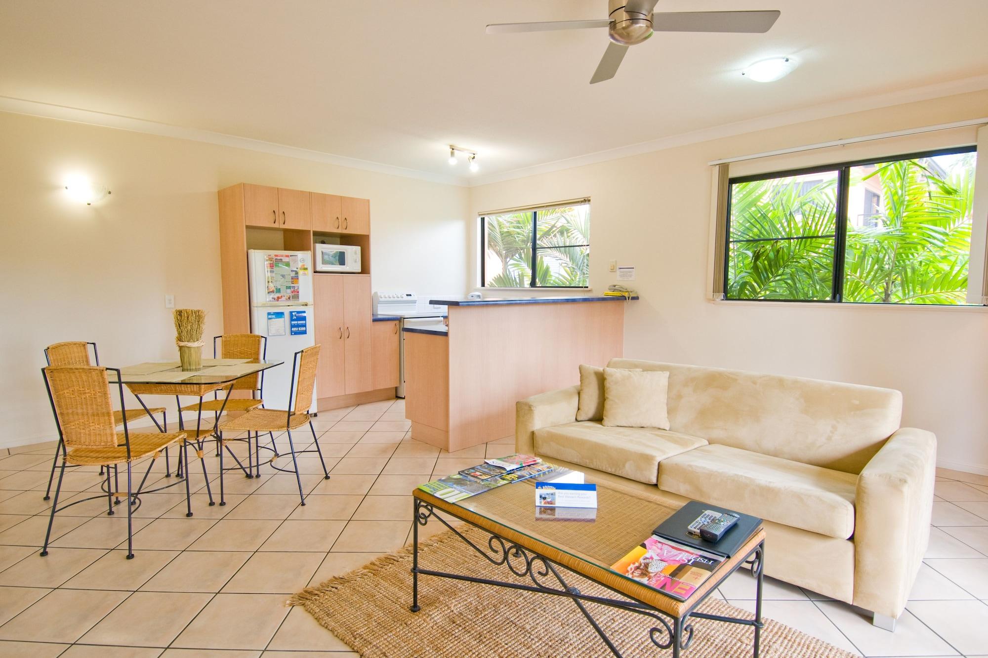 Plaza Aparthotel Cairns