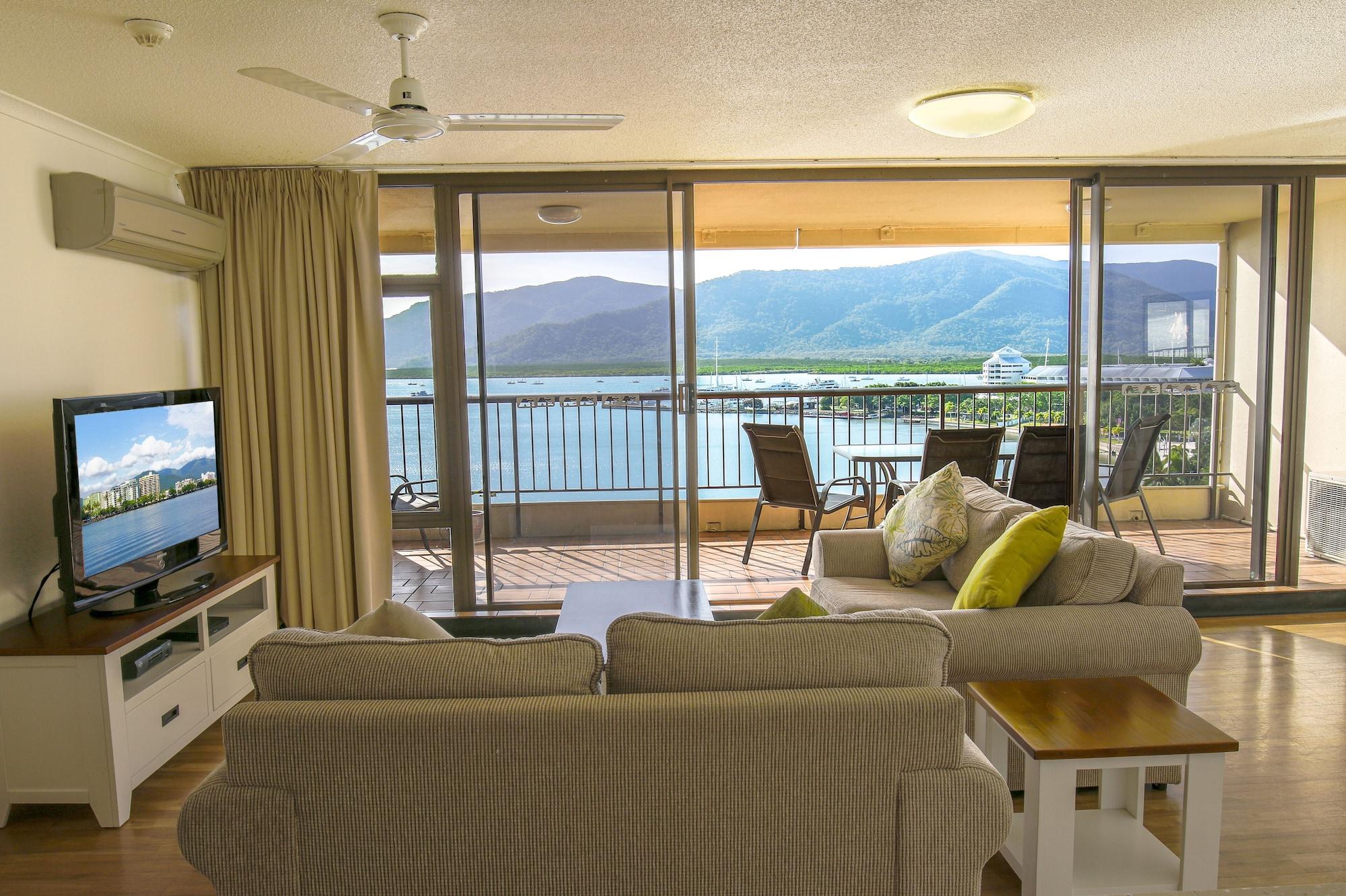 Aquarius Aparthotel