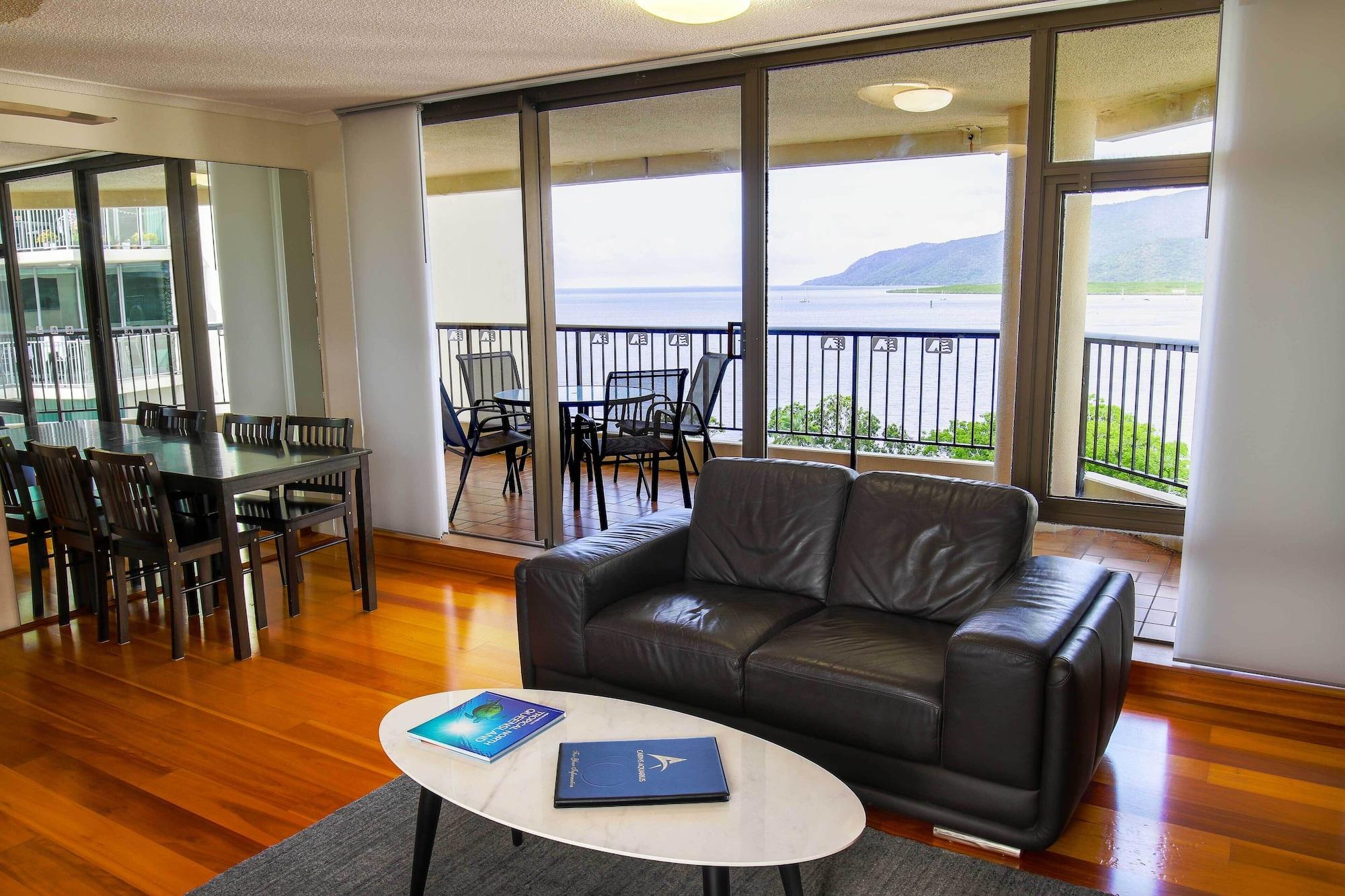 Aquarius Aparthotel 5*