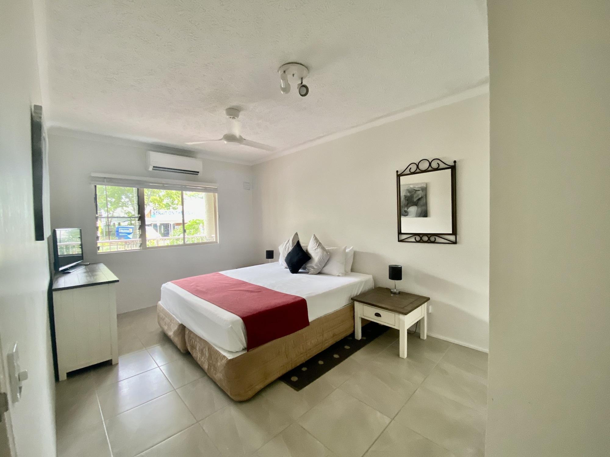 Aparthotel Cairns Beach Resort