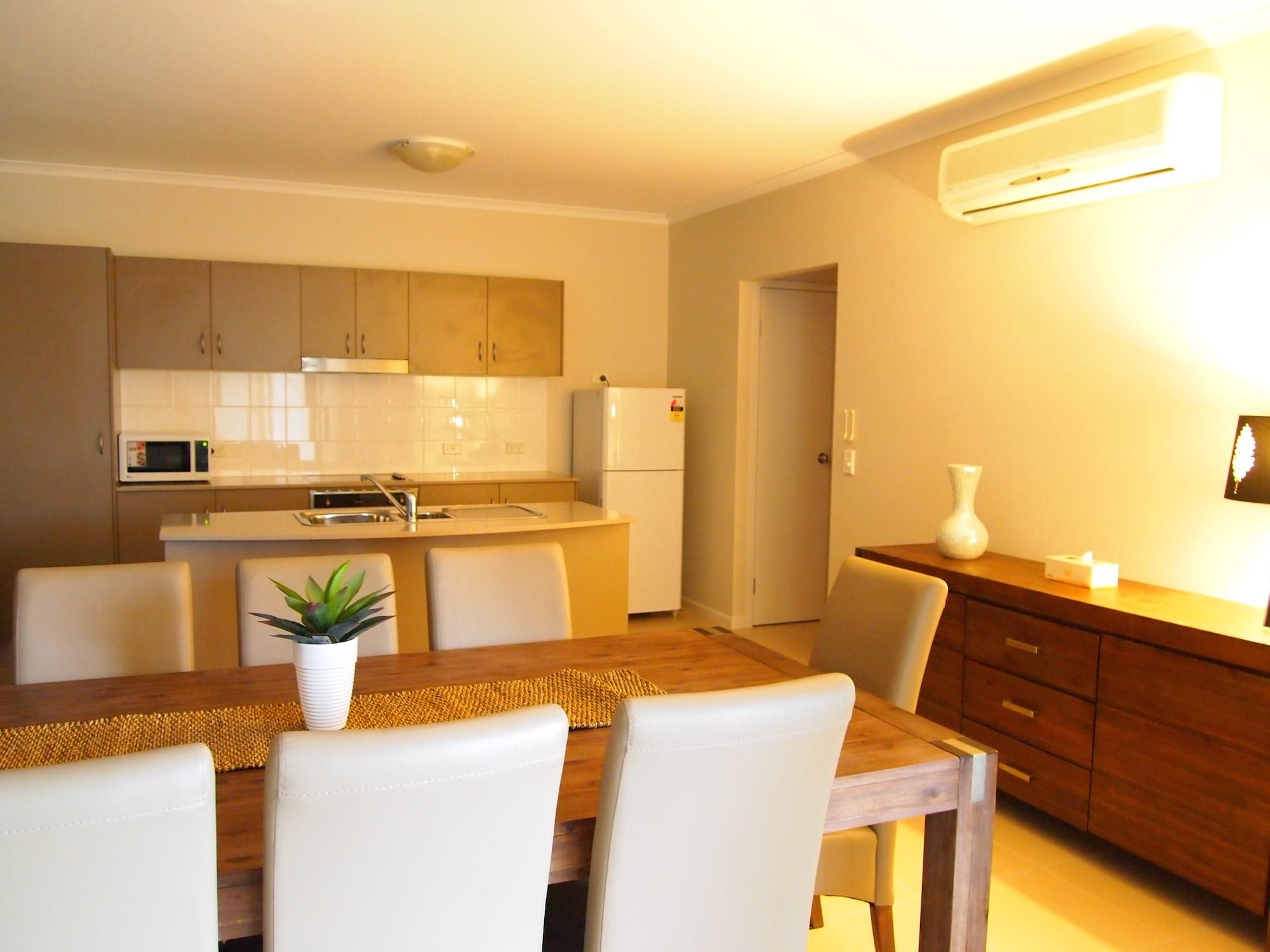 Edge Aparthotel 4*