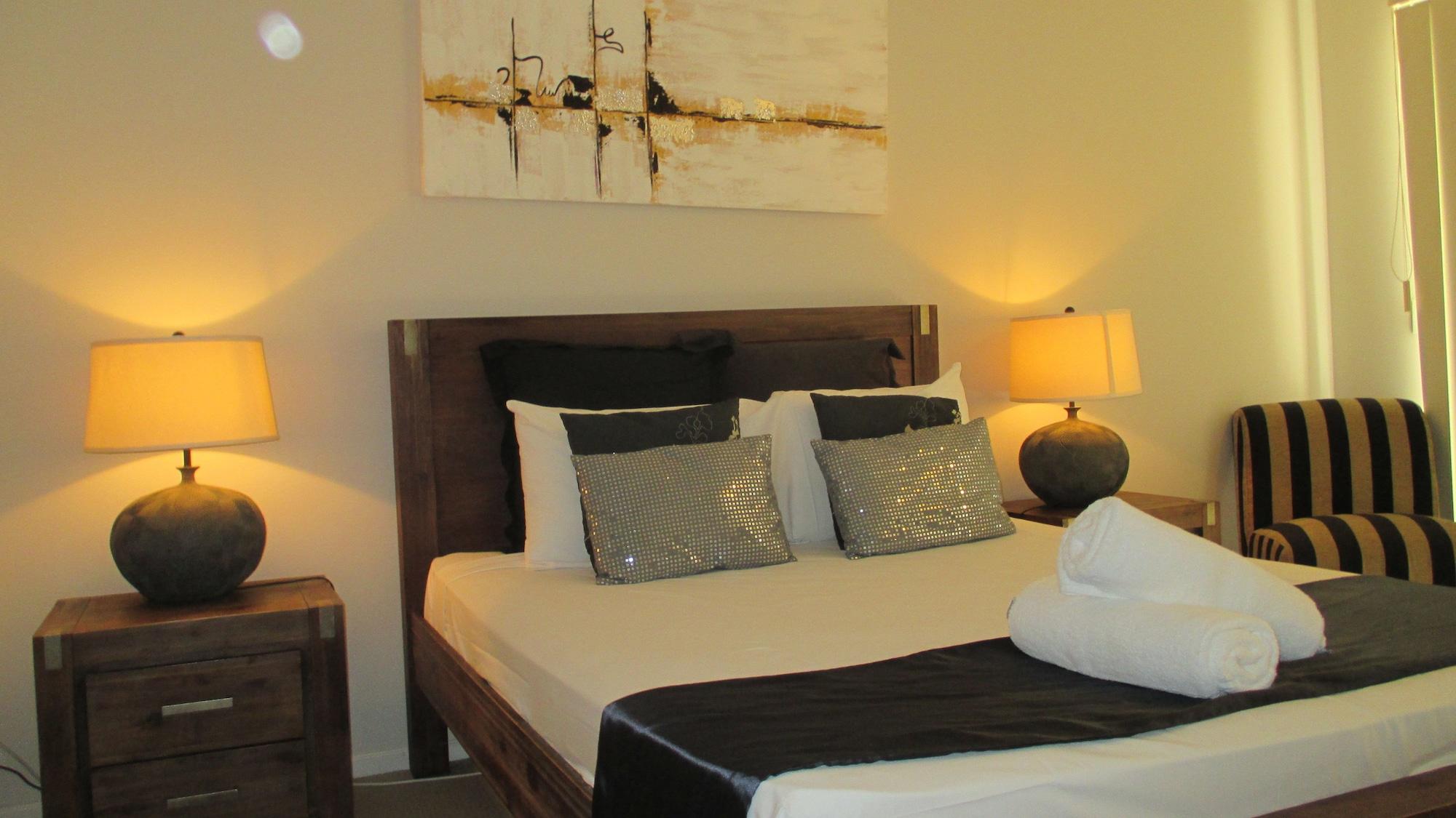 Edge Aparthotel 4*