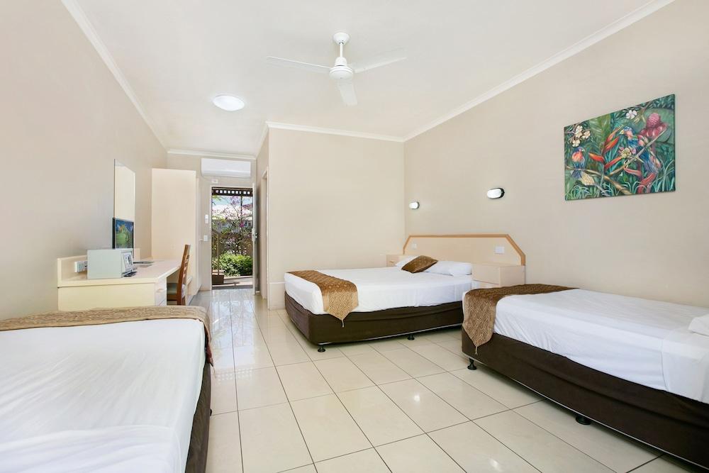 Hotel Tropiq