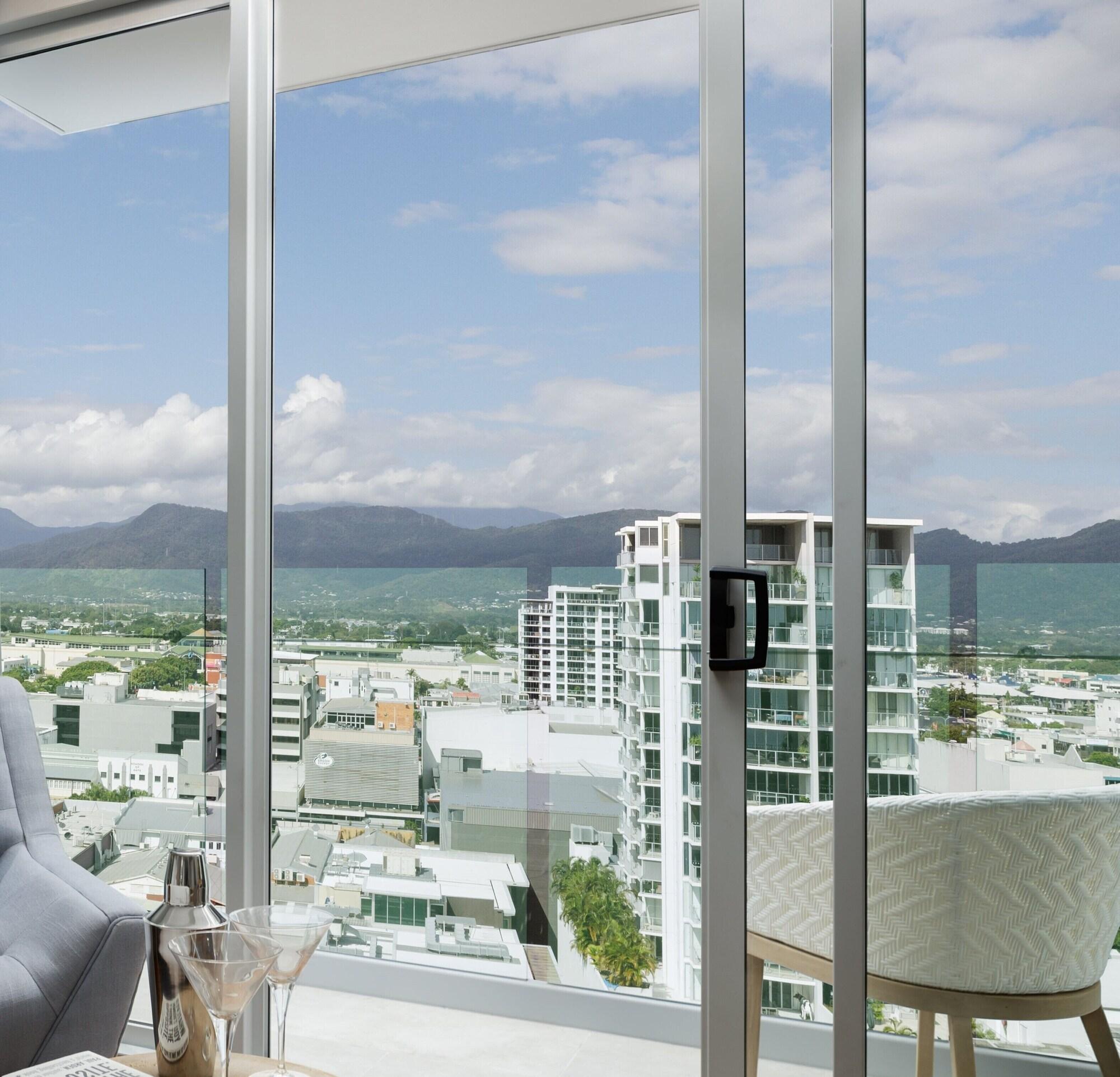 Hotel Crystalbrook Flynn 5*