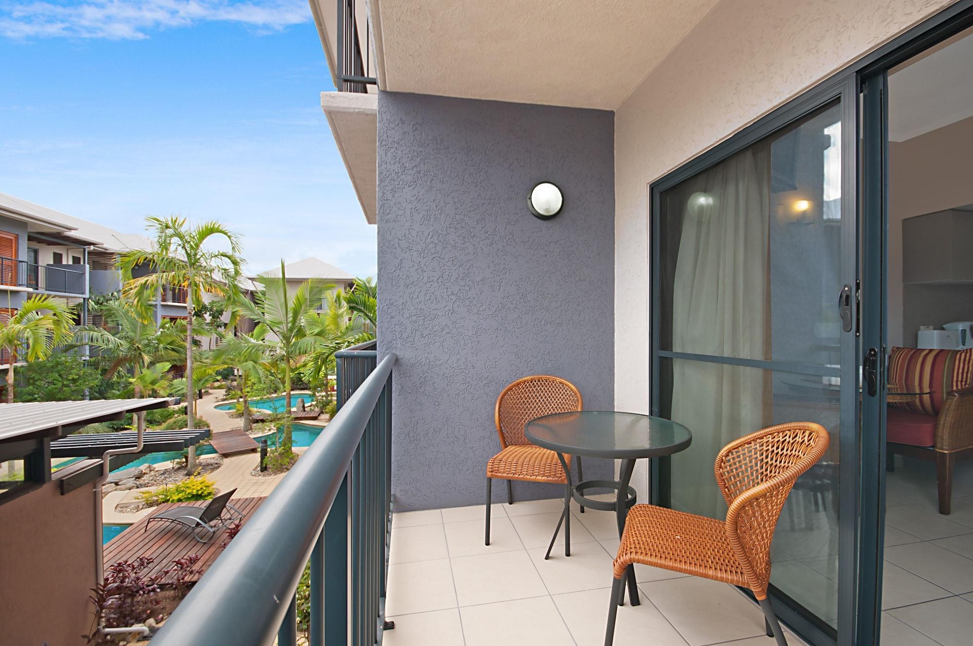 Southern Cross Atrium Aparthotel 4*
