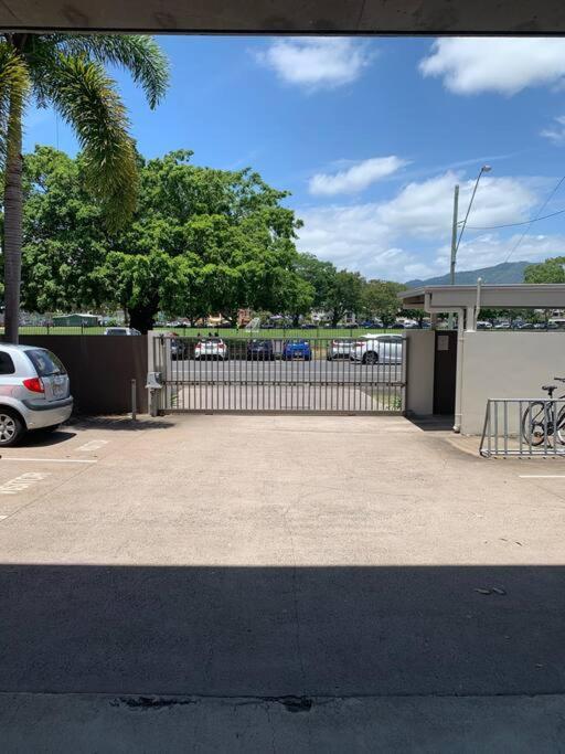 Apartment Stunning Family Friendly Cairns