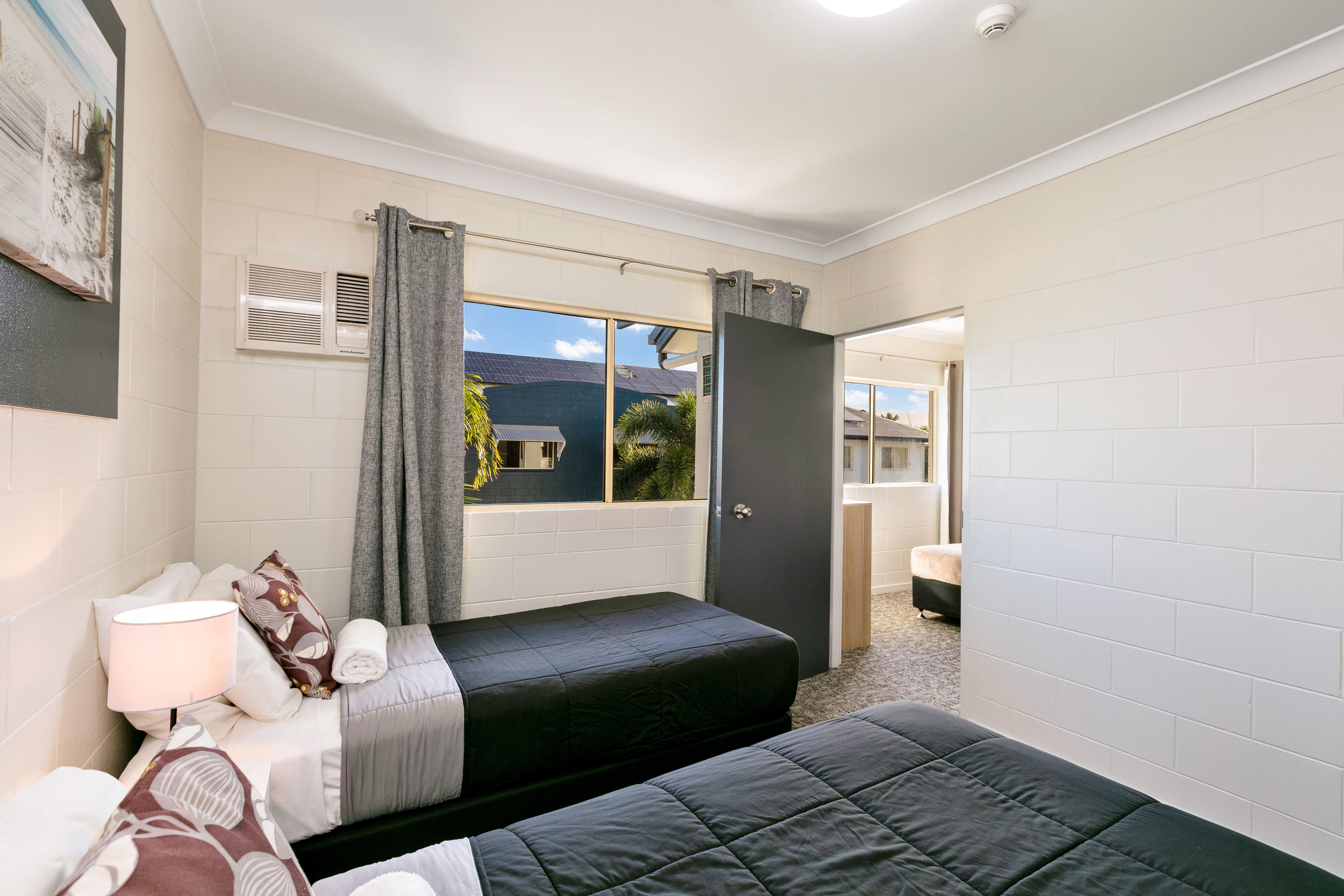 Motel Queens Court Cairns