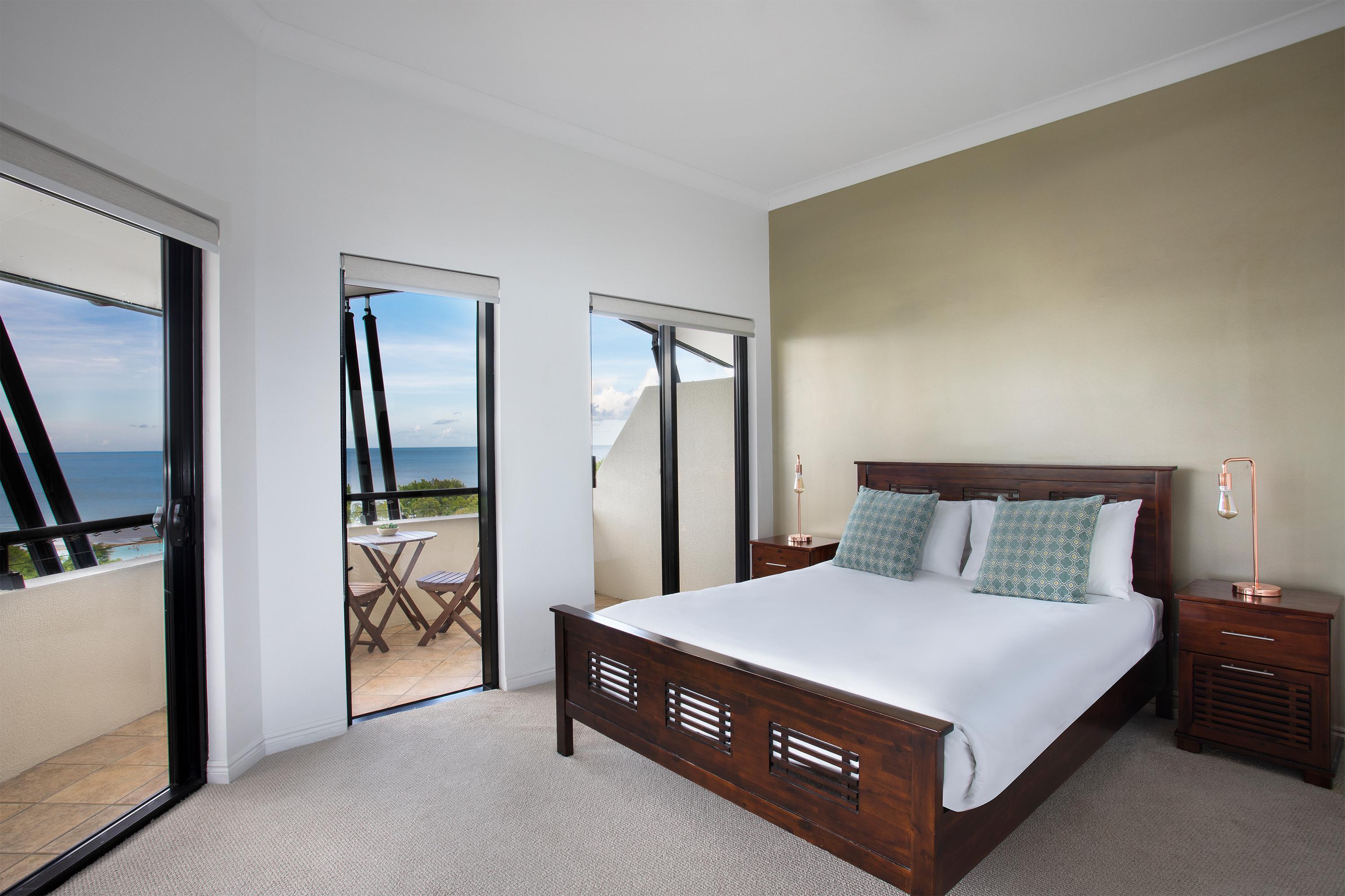 Hotel Mantra Esplanade Cairns