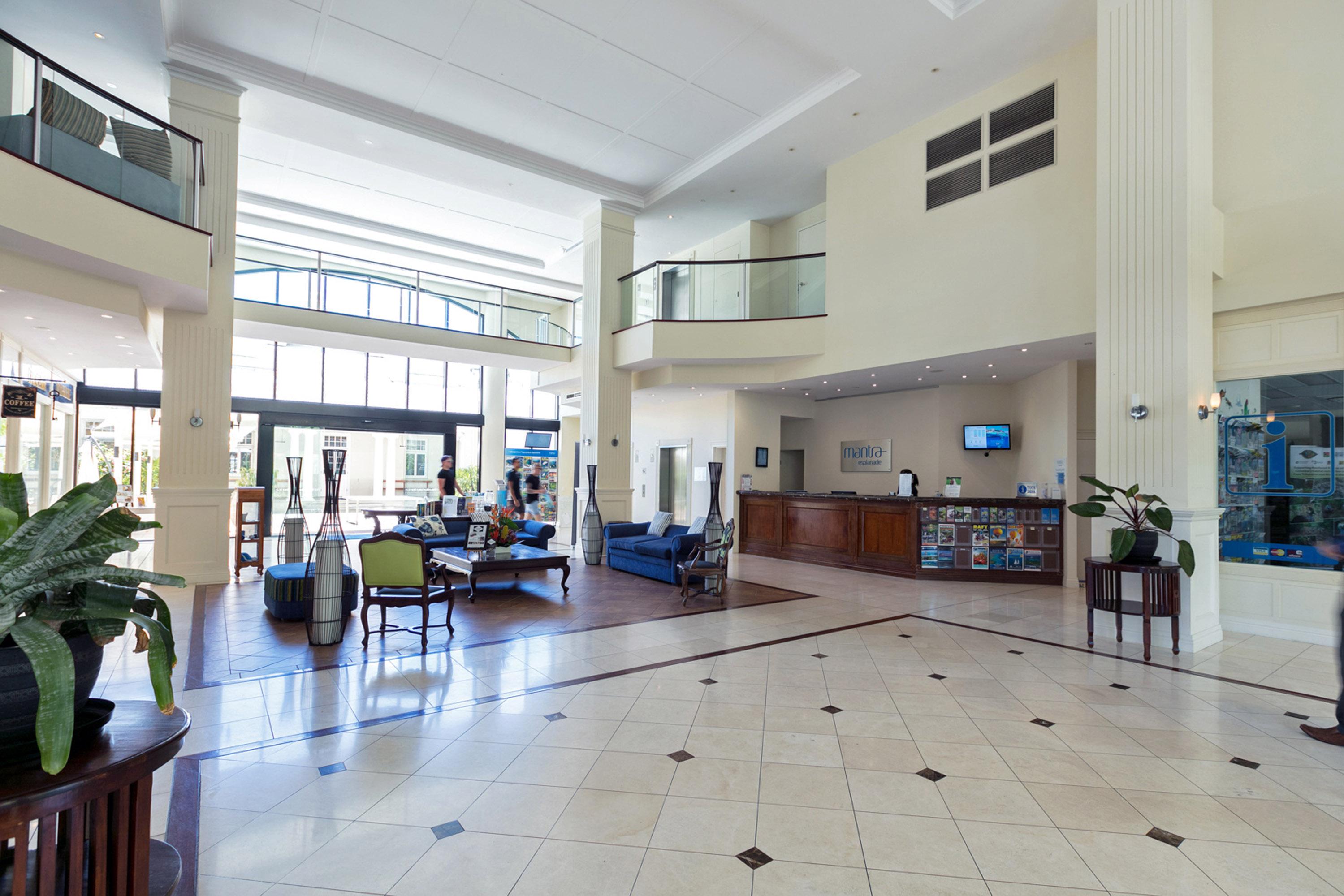Hotel Mantra Esplanade Cairns