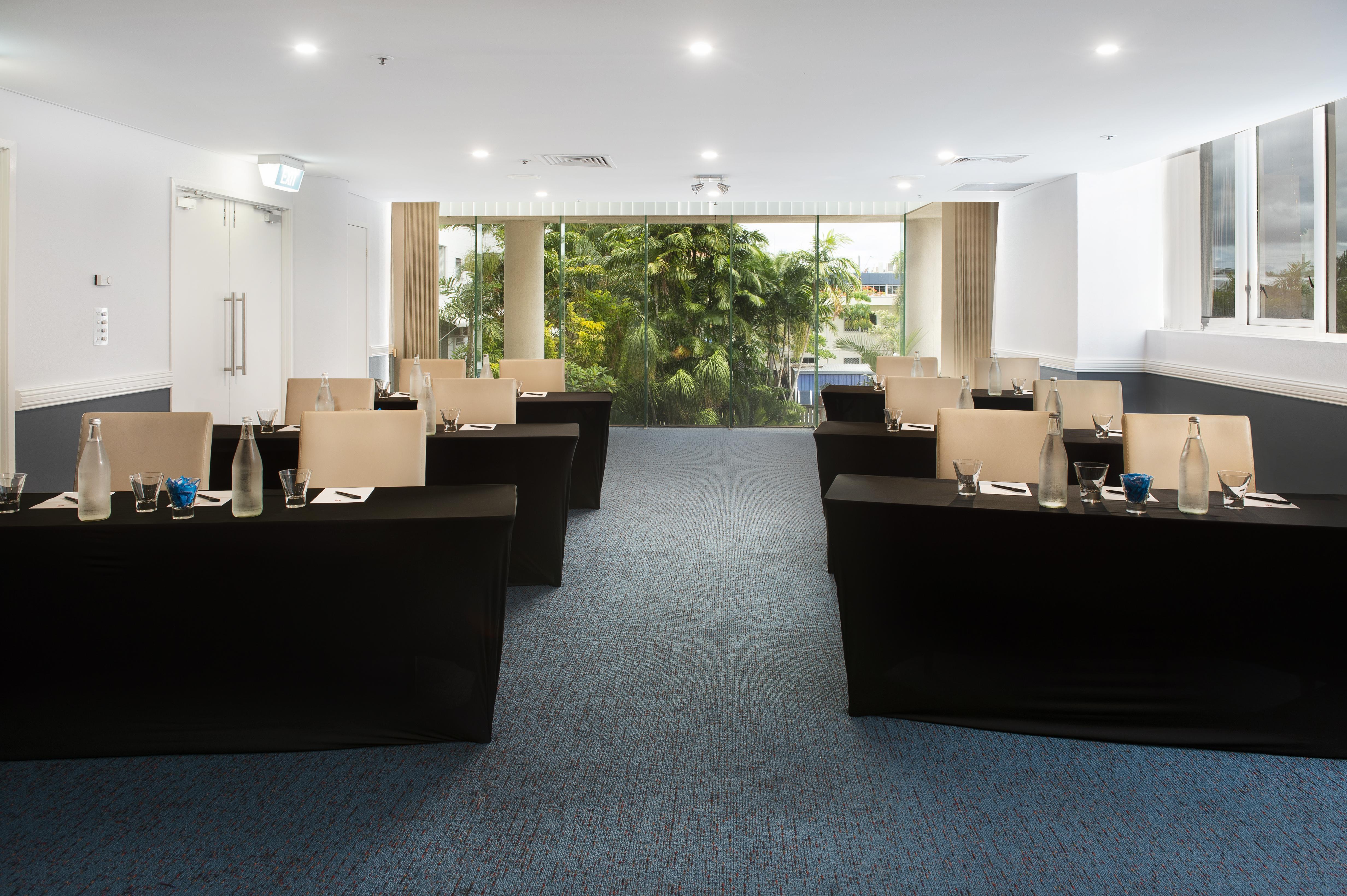 Rydges Esplanade Hotel Cairns