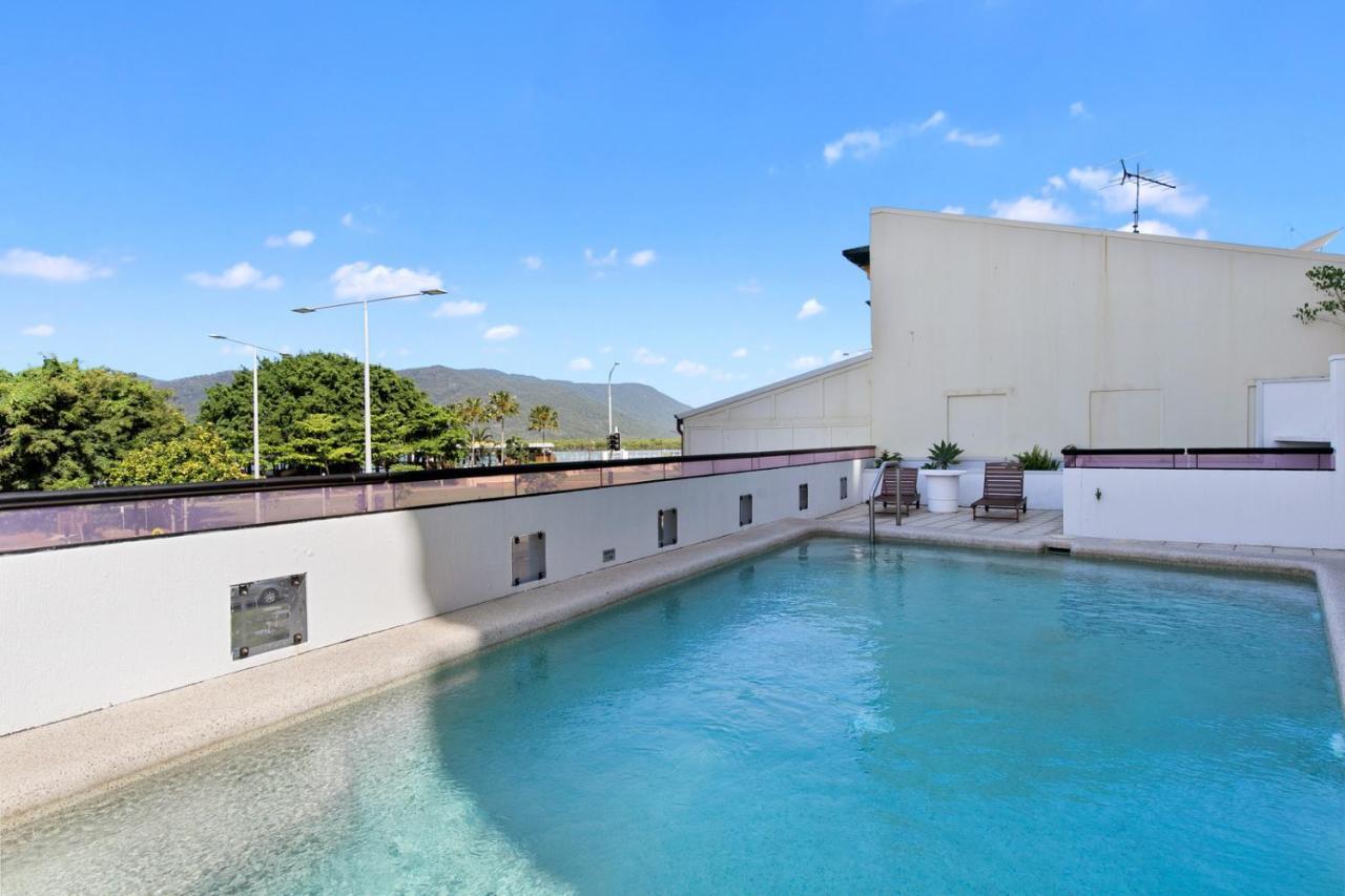 Apartment Stunning Coastal 3 Bedroom In Cbd