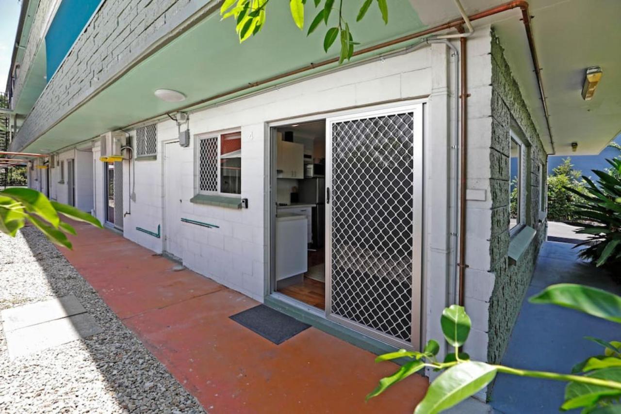 Ground Floor Easy Unit Close To 4