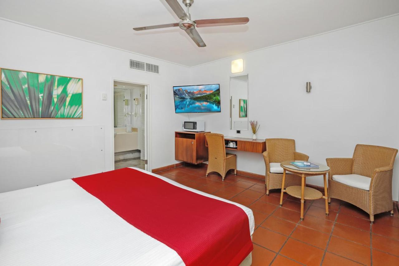 Khách sạn Ramada By Wyndham Centre