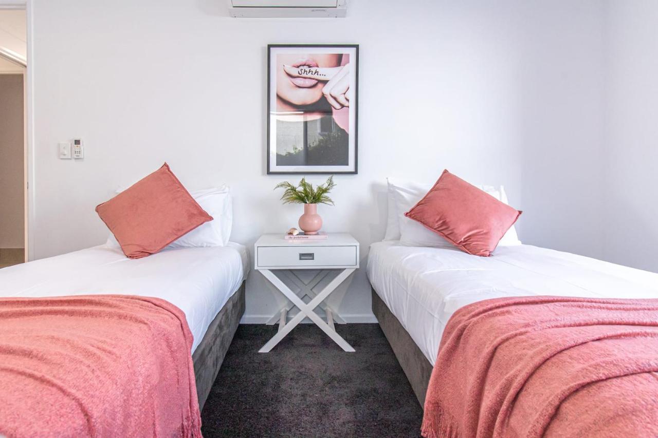 Pembroke House - Inner Luxury *