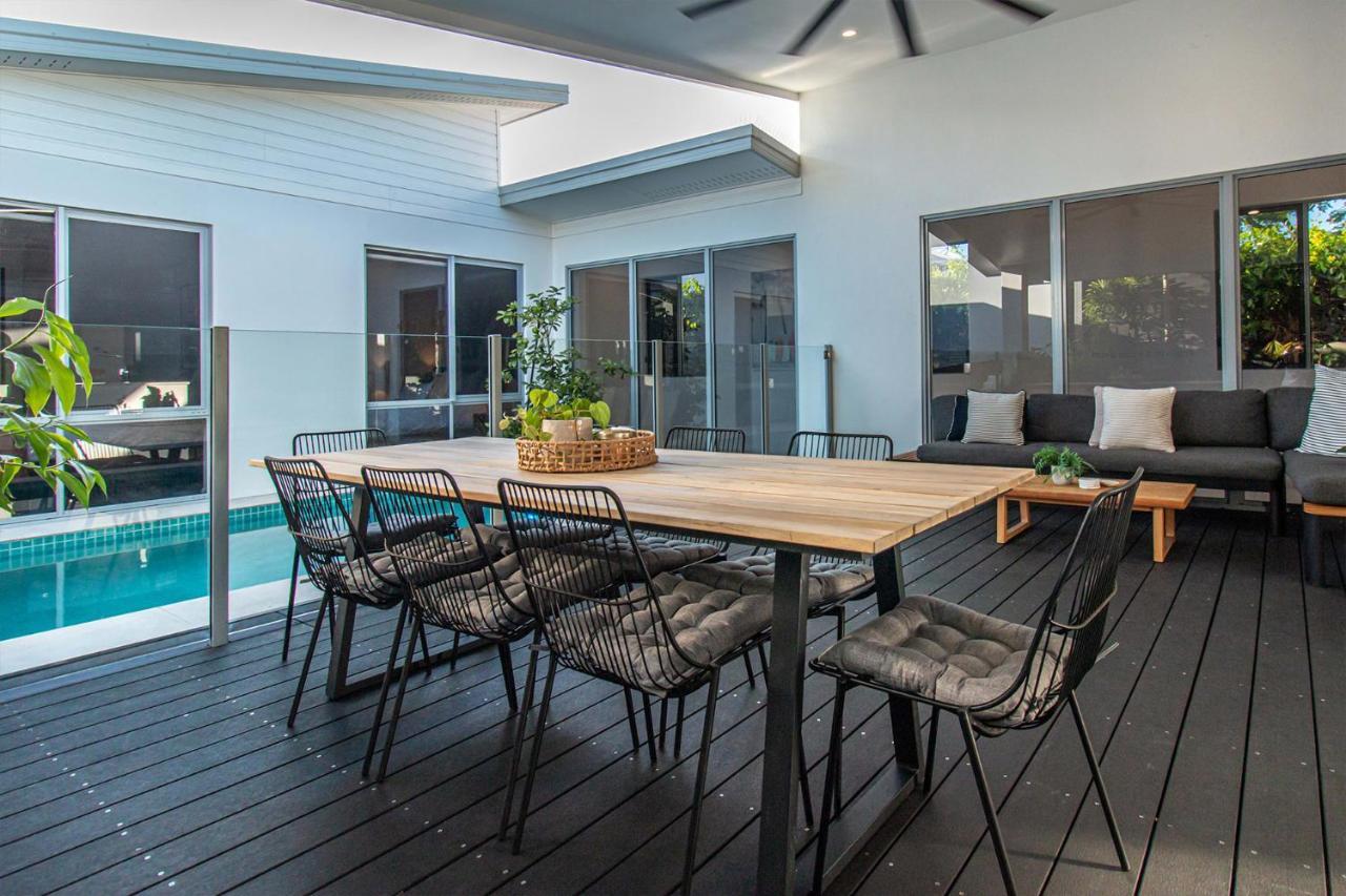 Pembroke House - Inner Luxury