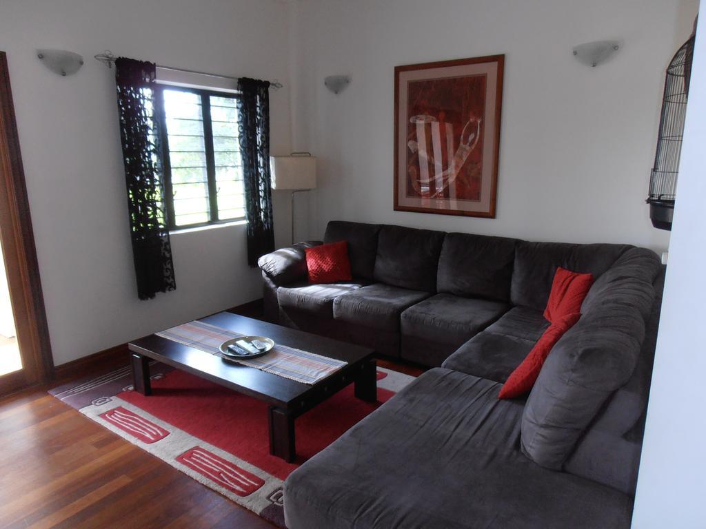 Floriana Villas Cairns
