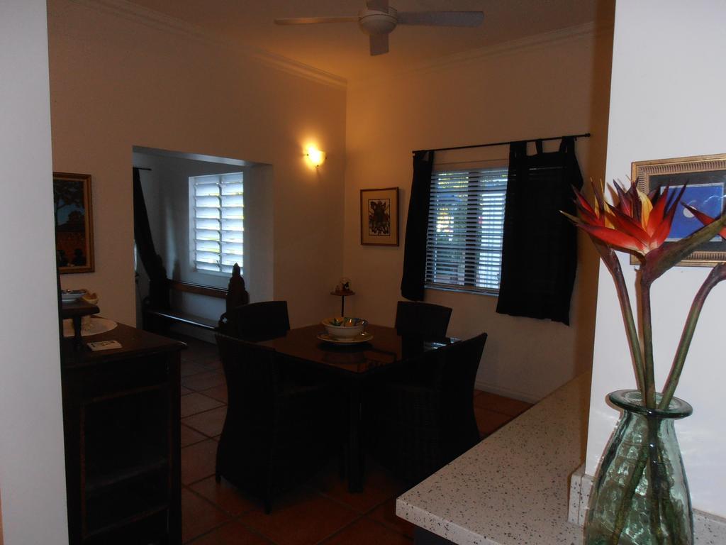 Floriana Villas Cairns