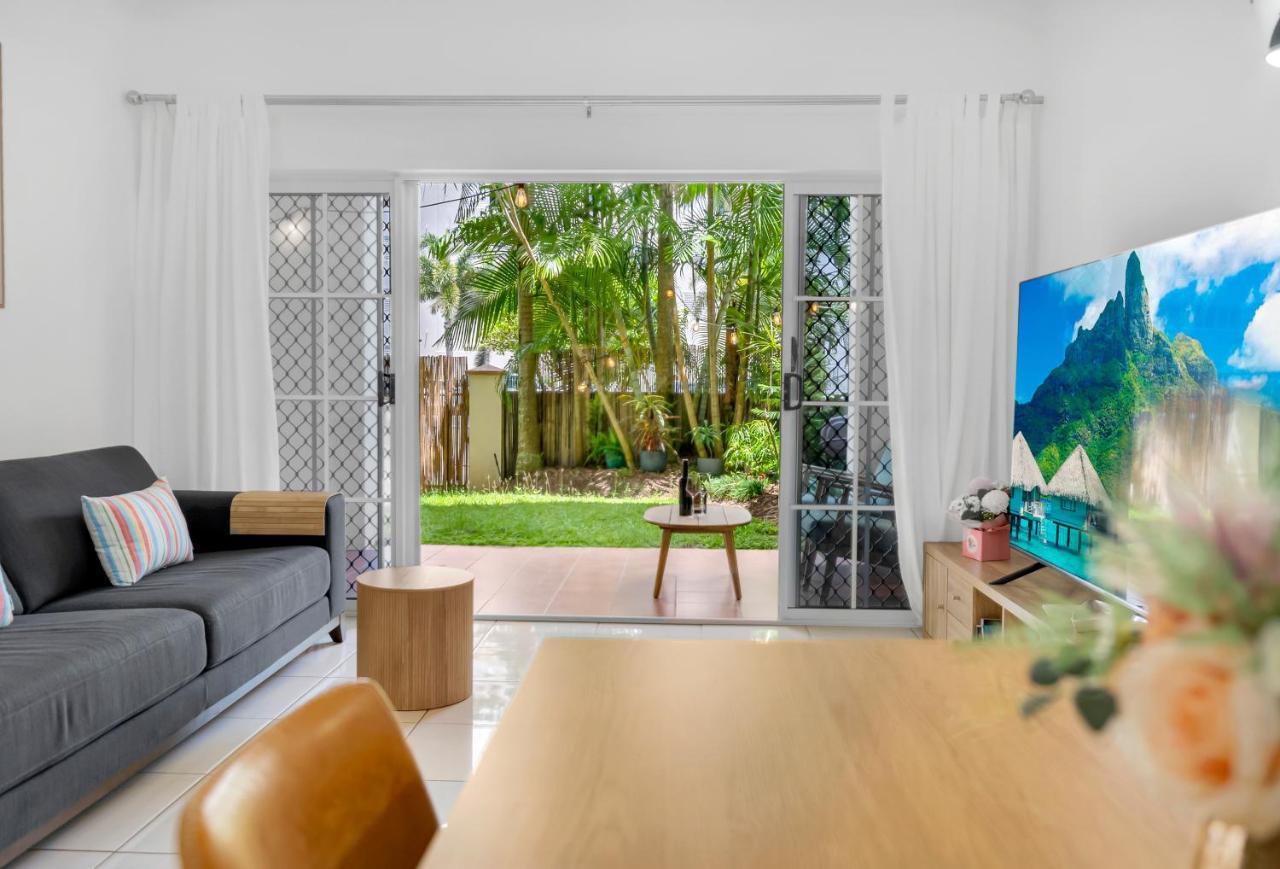 Bayside Escape- A Short Walk From The Esplanade Apartment *