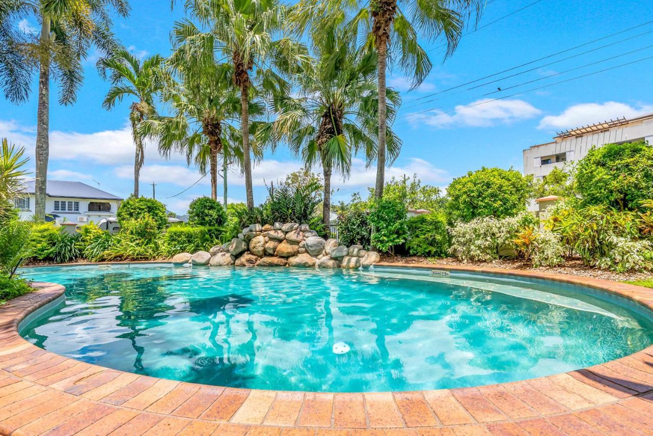 Bayside Escape- A Short Walk From The Esplanade Apartment Cairns