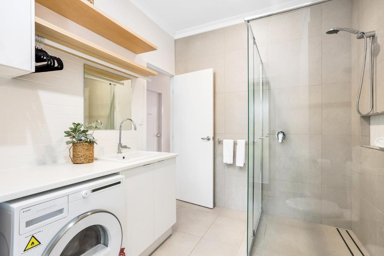 Kiki, 6 Mins To And Airport, Pet Friendly Cairns