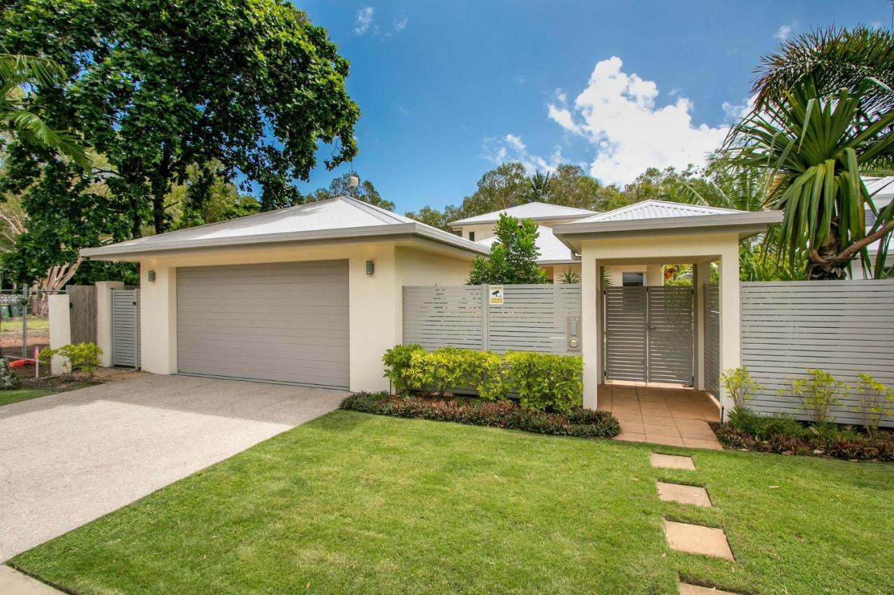 Holiday home Belle Escapes Absolute Beachfront Luxury Kewarra *