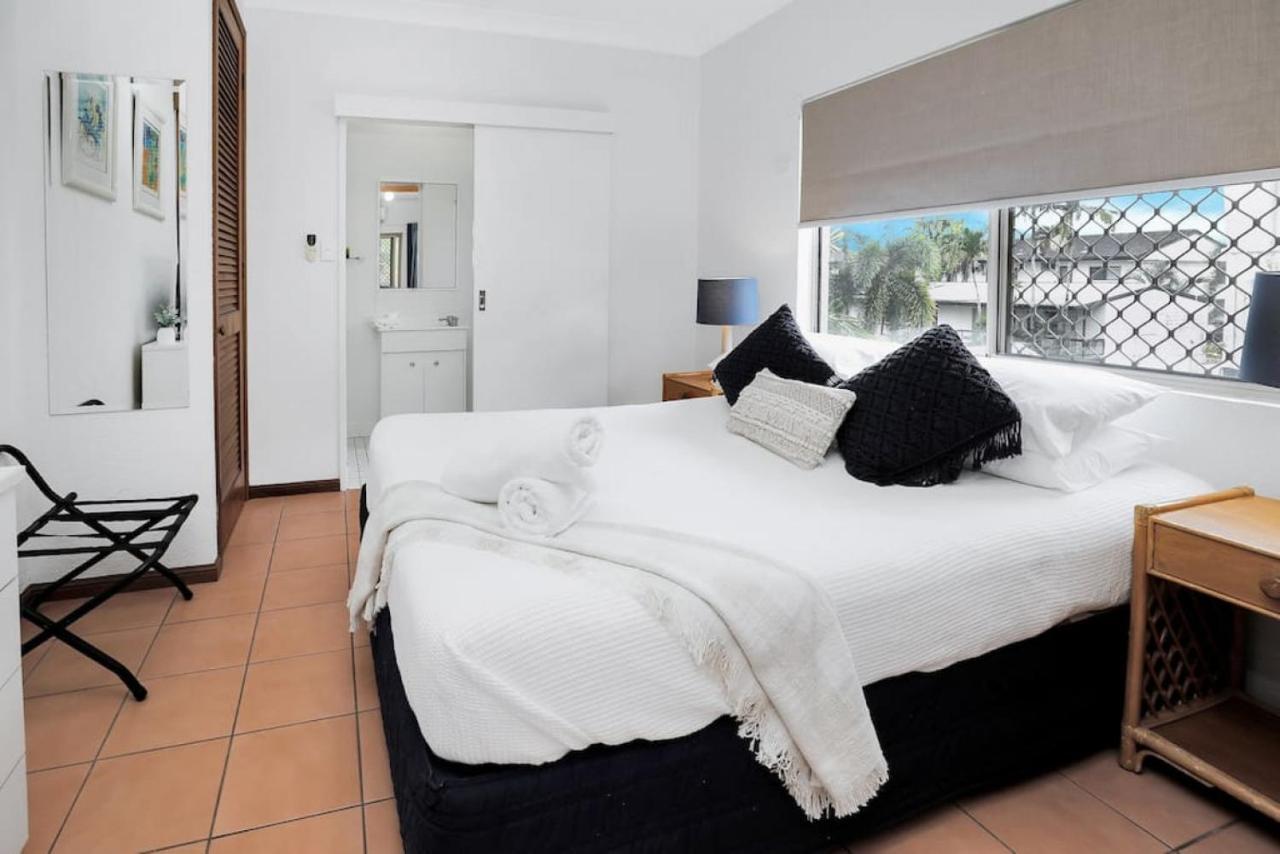 Mediterranean Style Close To The 16 *
