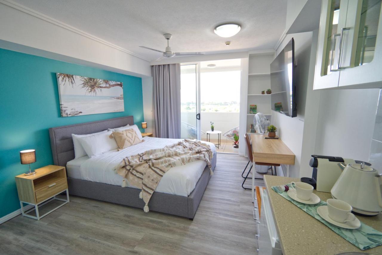 Privately Owned 'sunset View Studio' In Apartment