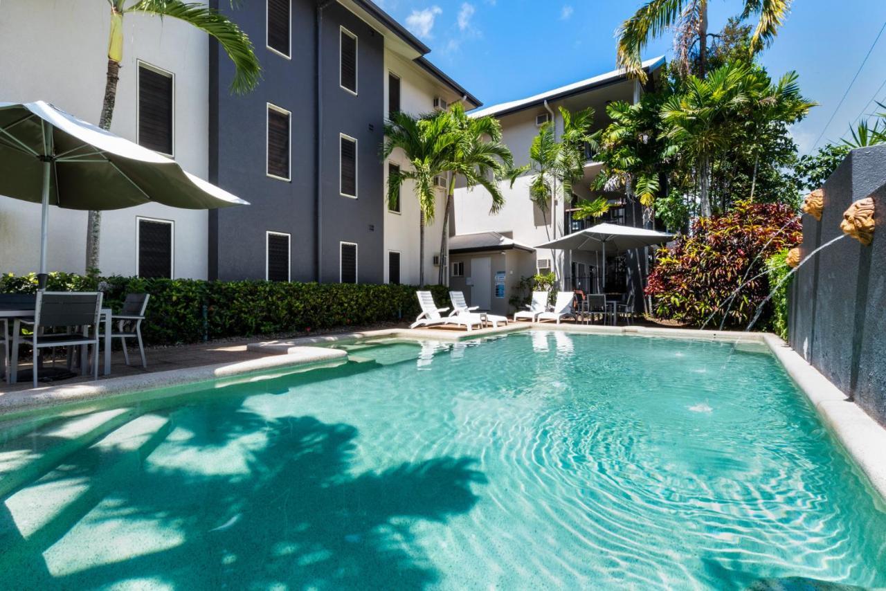 Apartment Zion Escapes Waters Edge Family Cairns