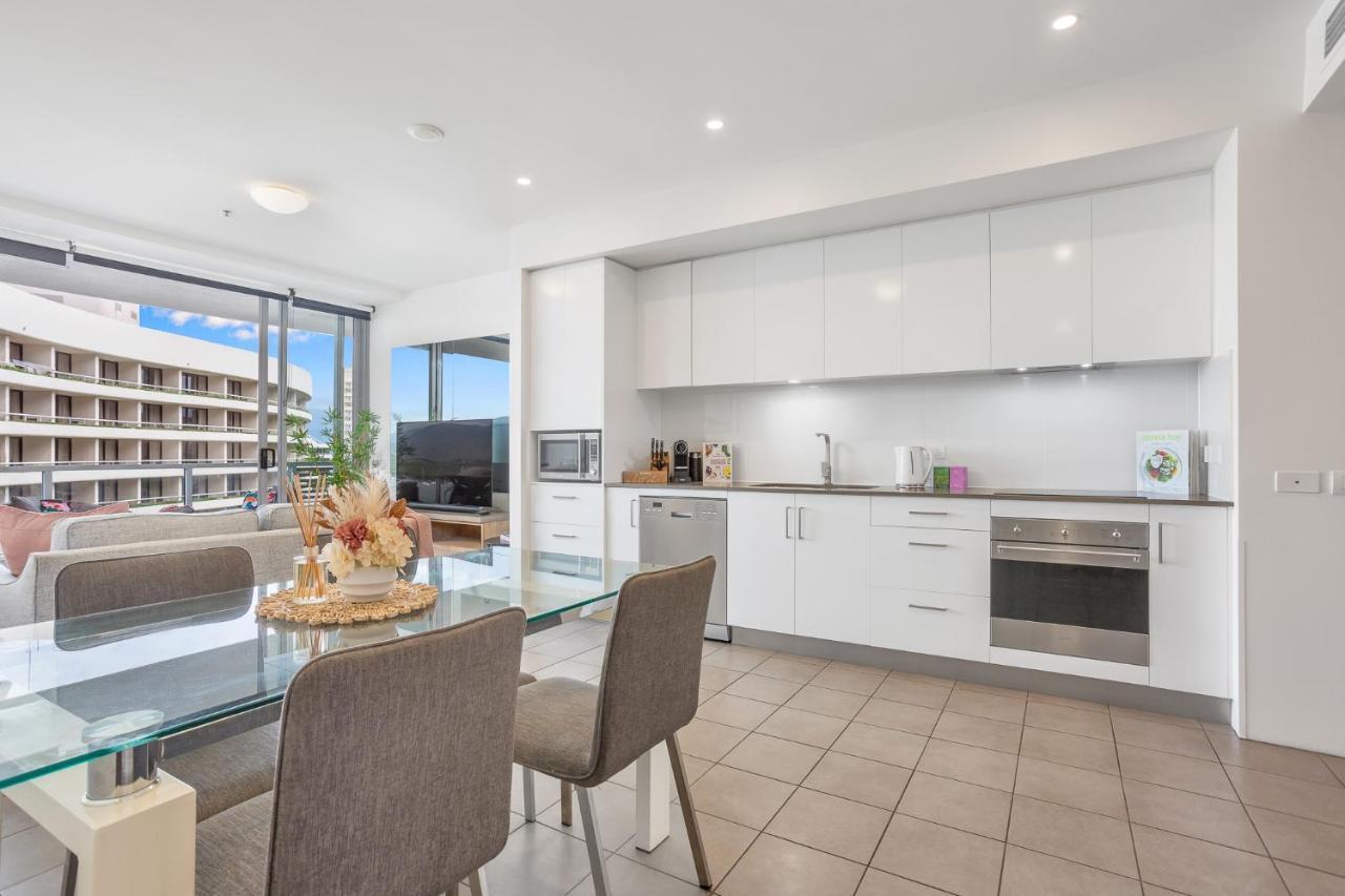 Luxury 1br @ Harbour Lights Cairns