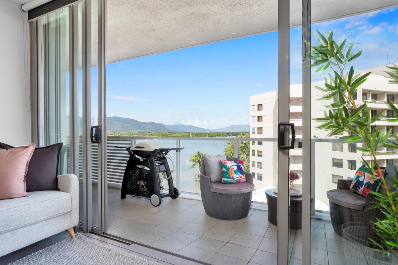 Apartment Luxury 1br @ Harbour Lights *