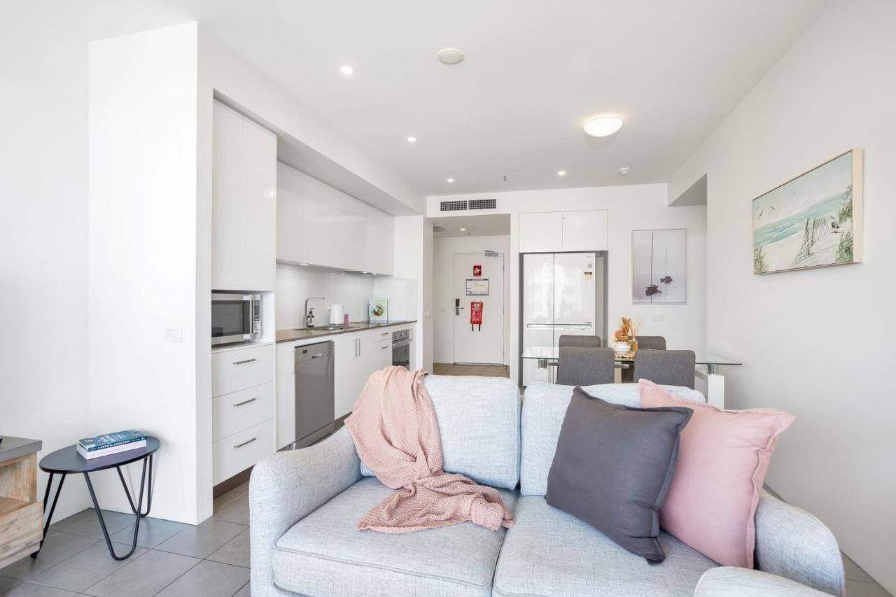 Luxury 1br @ Harbour Lights Apartment