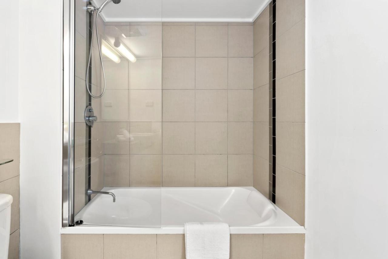 Plaza Official Aparthotel Cairns