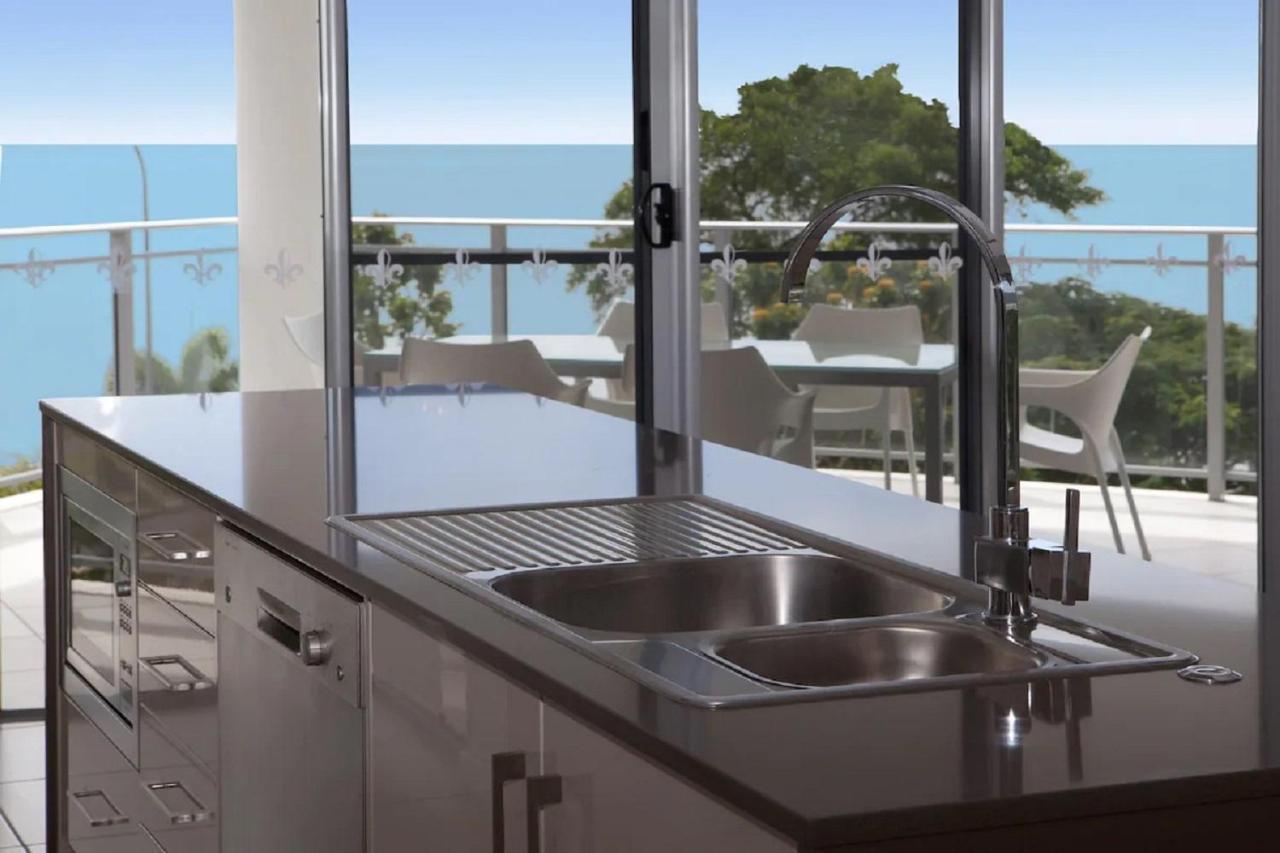 Vision 5* Cairns
