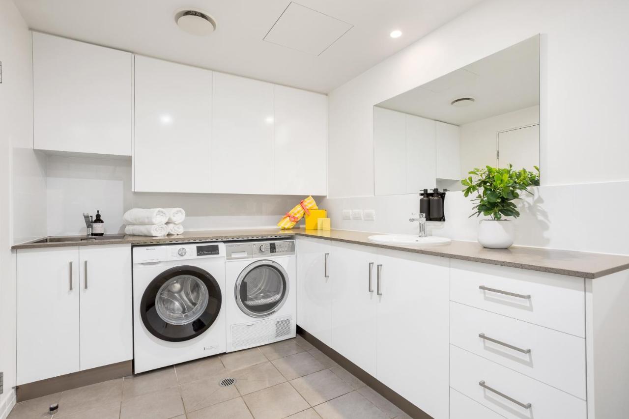 Apartment Luxury 1br @ Harbour Lights Cairns