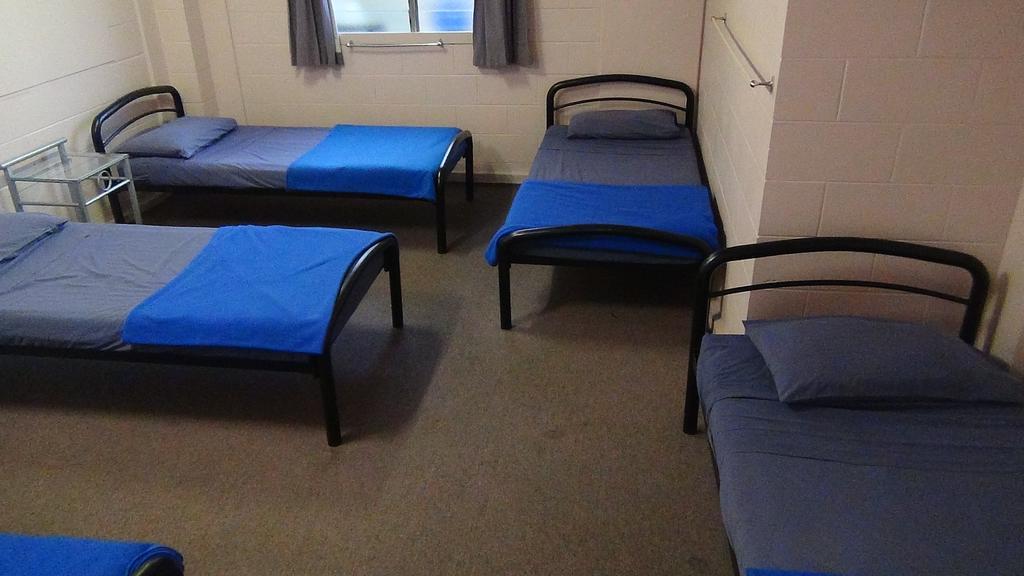 Hostel Girls