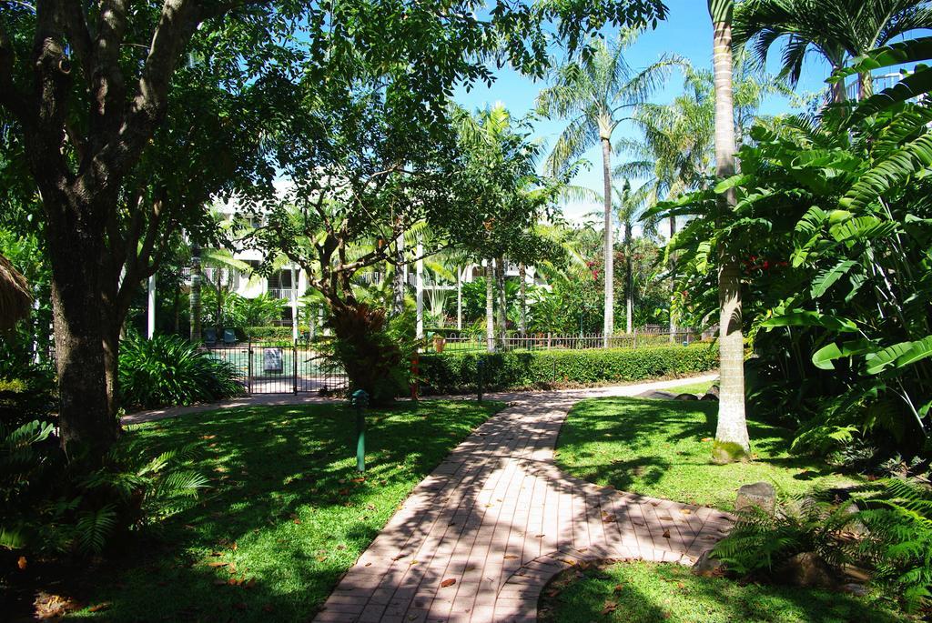 Aparthotel Cairns Beach Resort