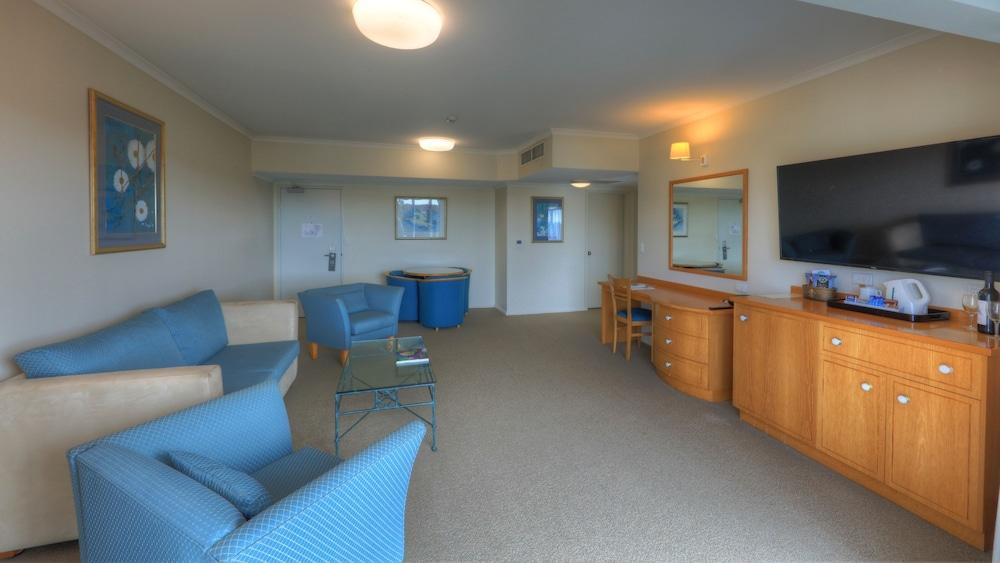 Sheridan 4* Cairns