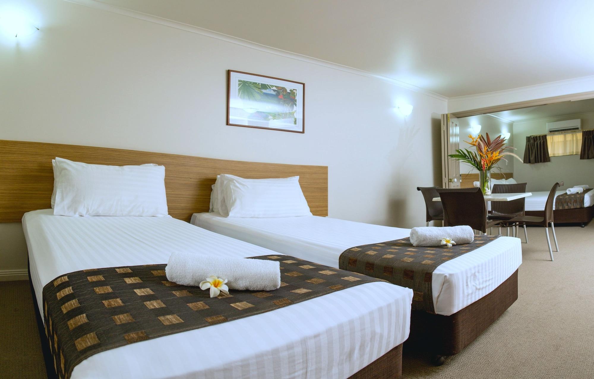 Colonial Club Hotel
