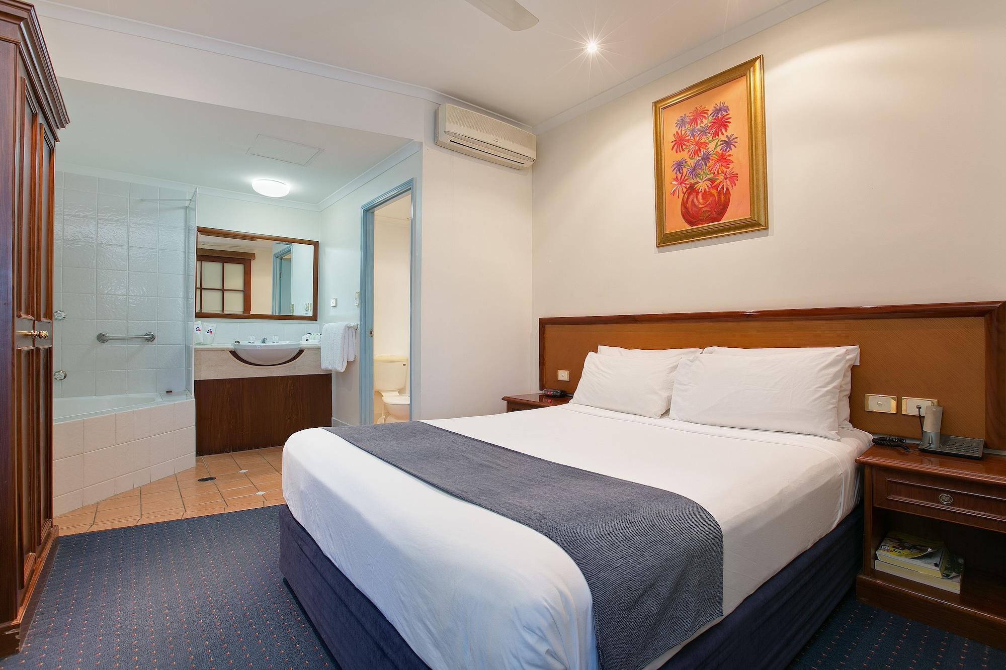 Southside International Motel 4*