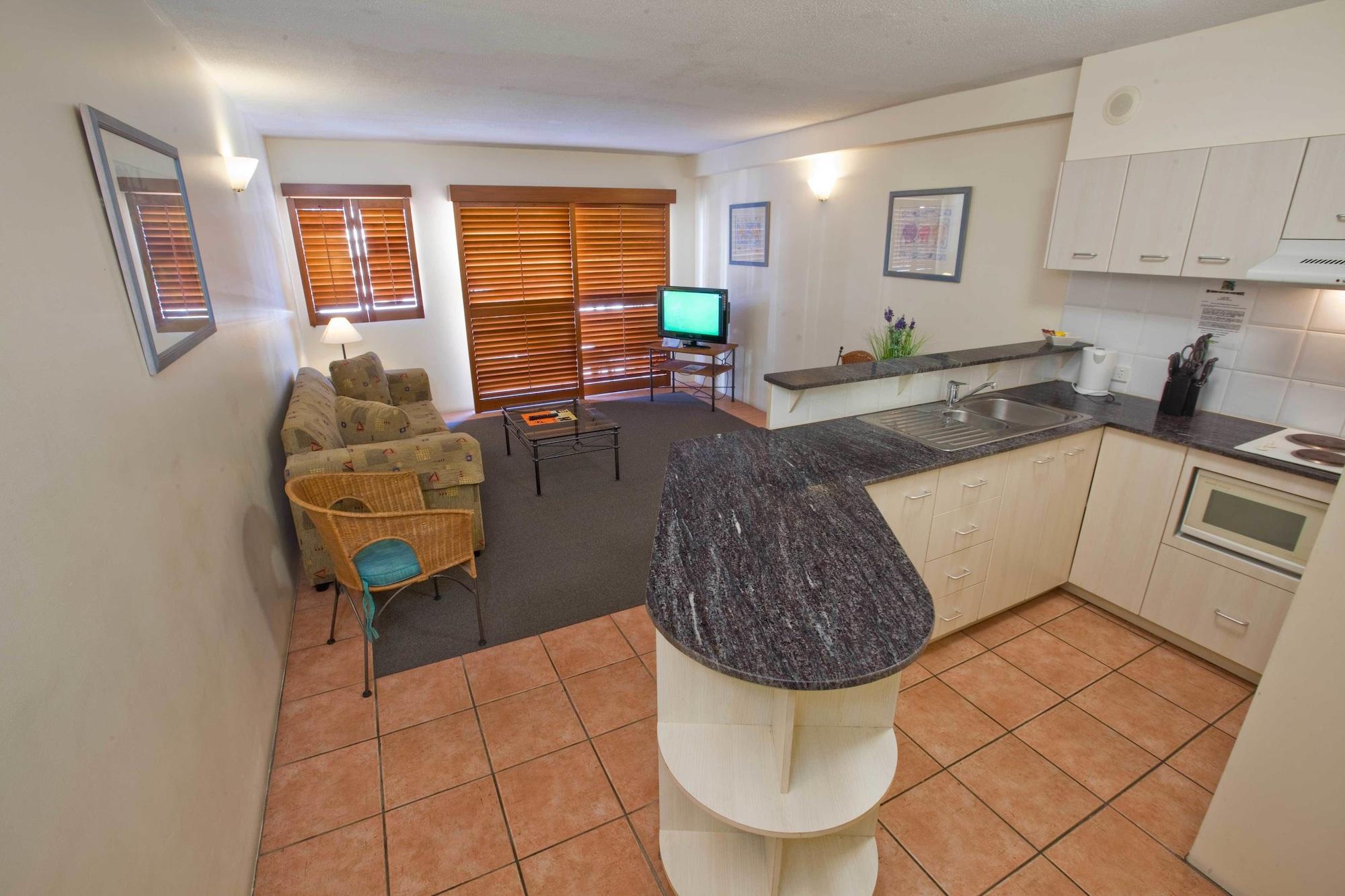 Inn Cairns Aparthotel