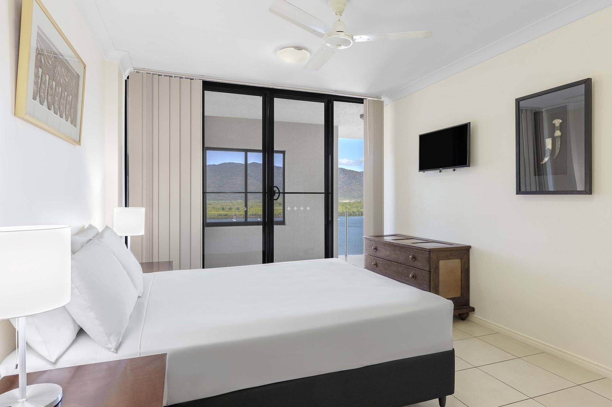 Piermonde 4* Cairns