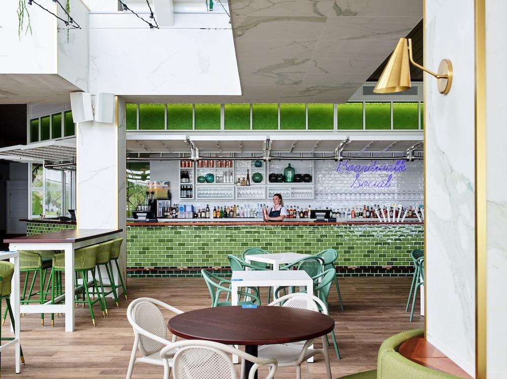 Hotel Crystalbrook Flynn