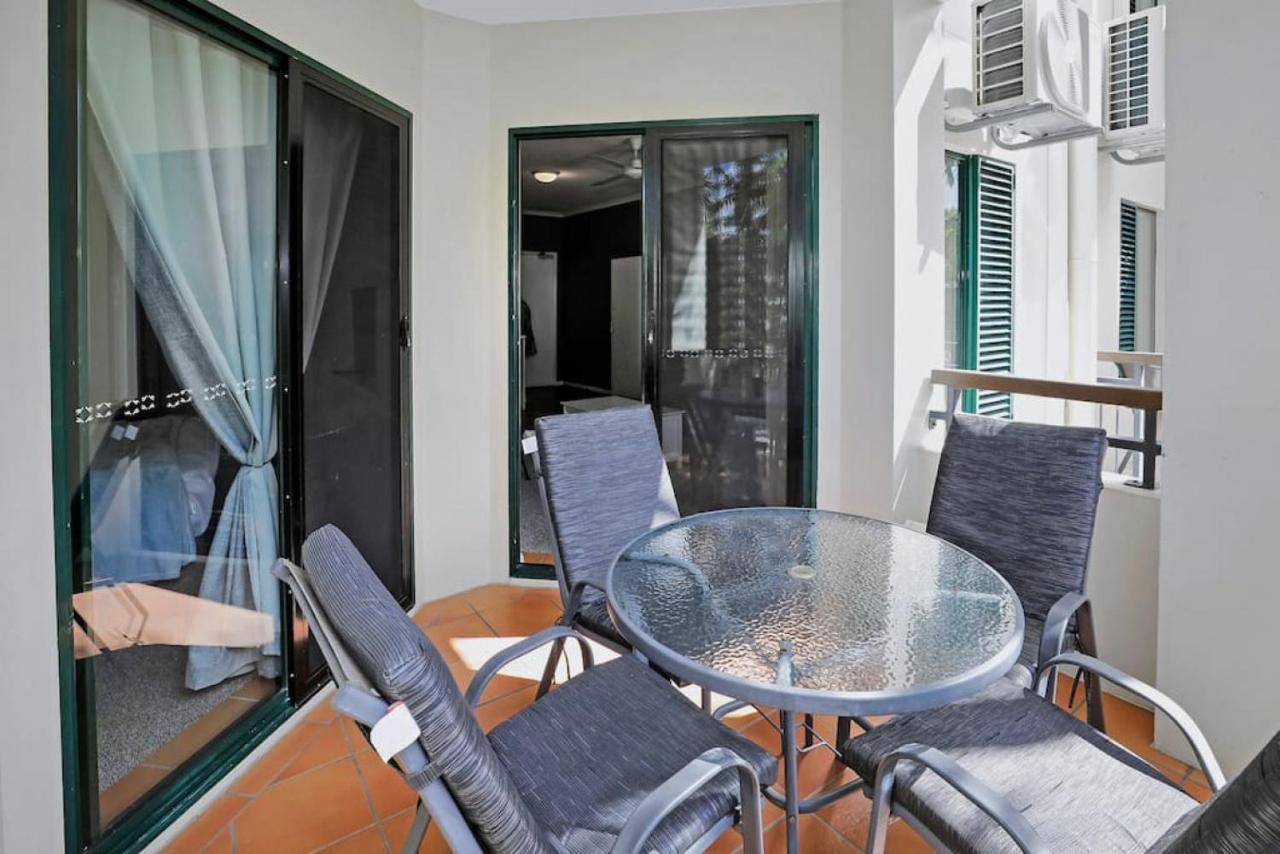 Unique Tropic Escape 111 Apartment Cairns