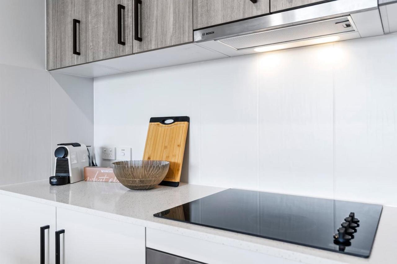 Mountain Air And Modern Flair 'your Getaway' Apartment