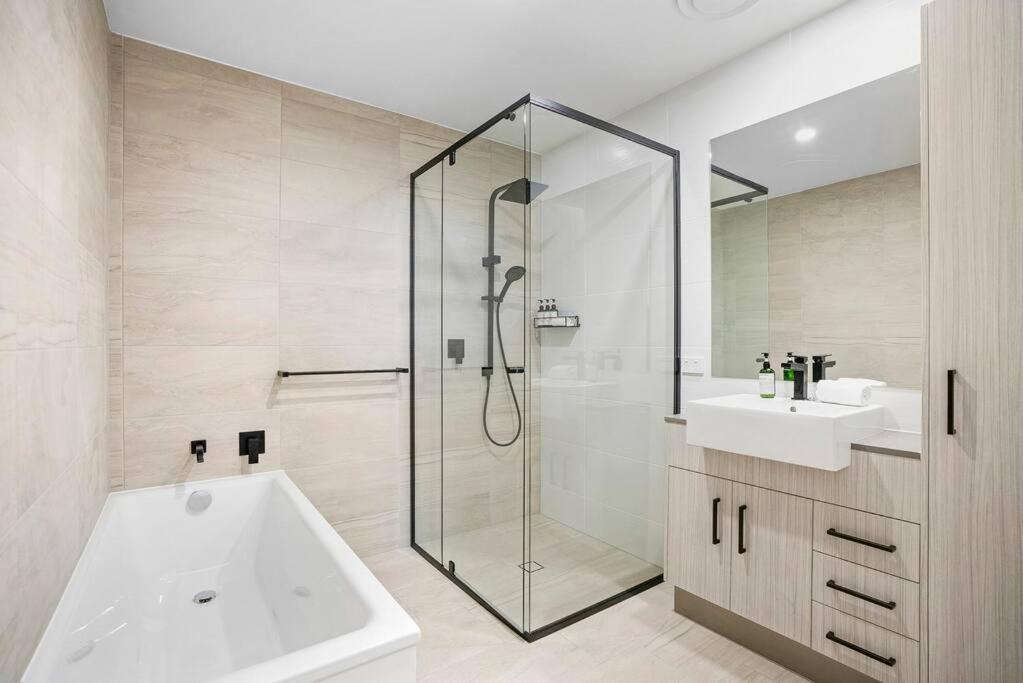Escape At Loft - Cbd * Cairns