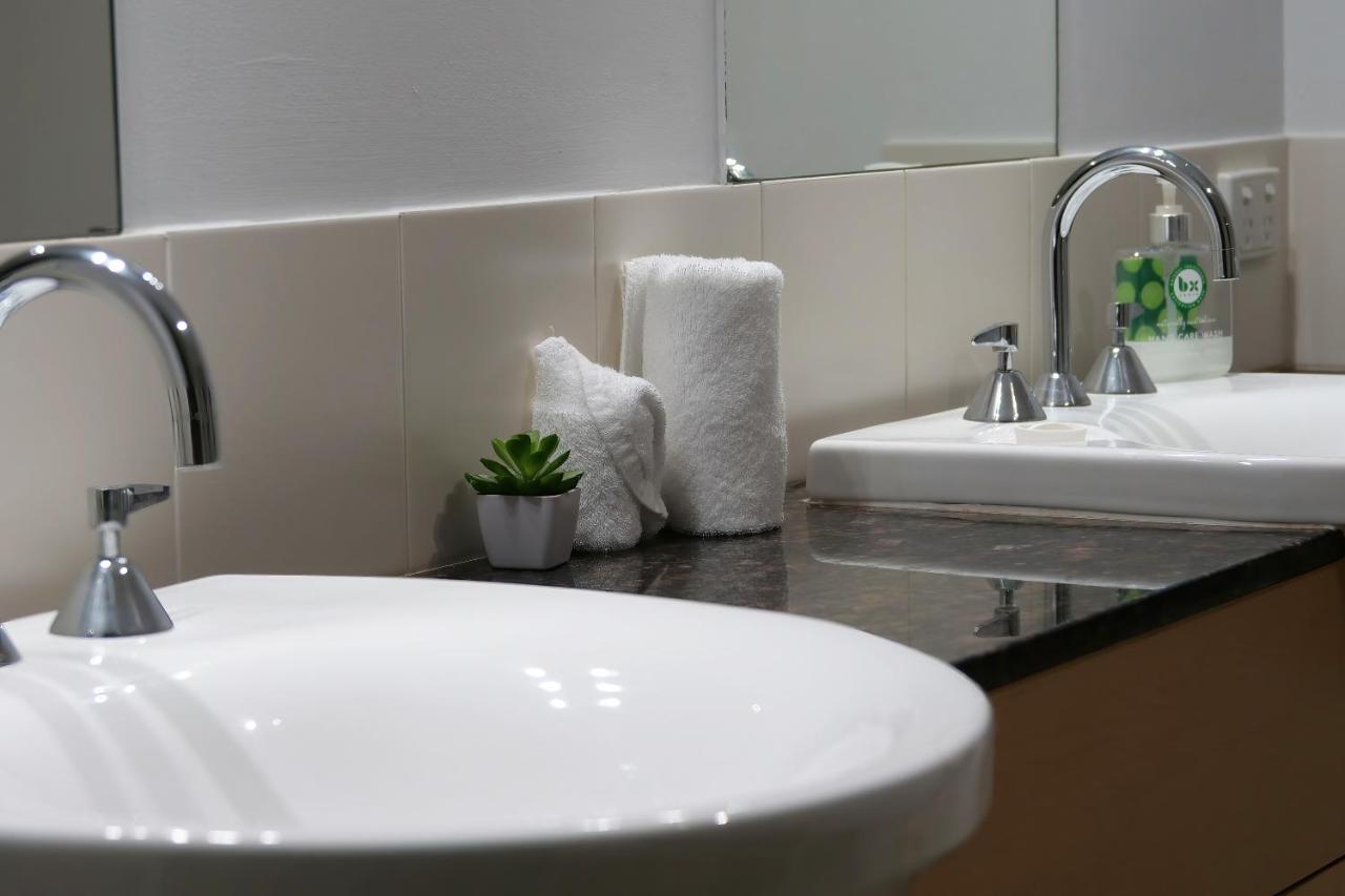 Apartment Spacious 3 Bedroom Townhouse In Cairns