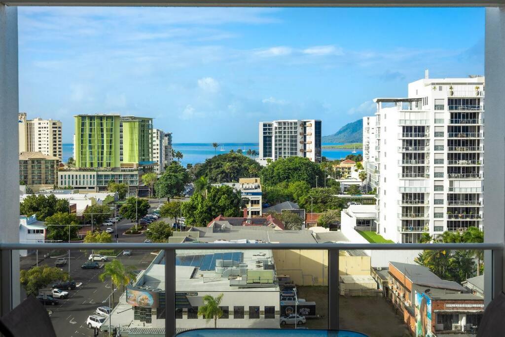 Inner Gem - Stunning Views Apartment *